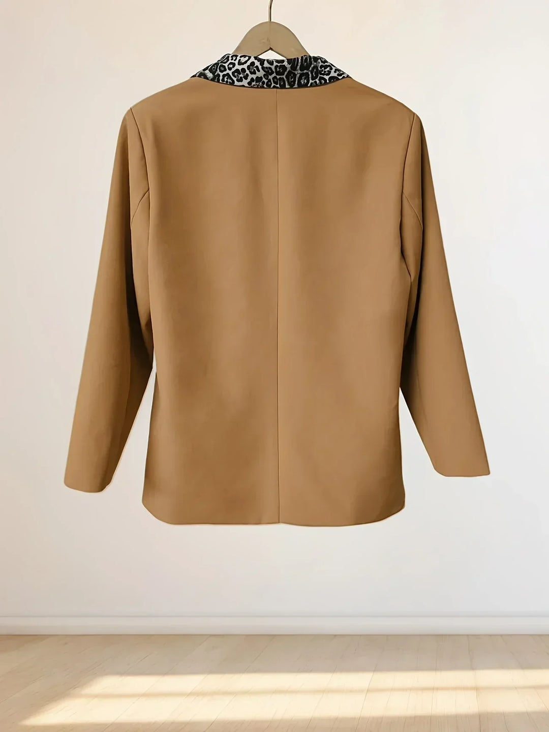 Peyton™ - Elegant leopardmønstret kragejakke