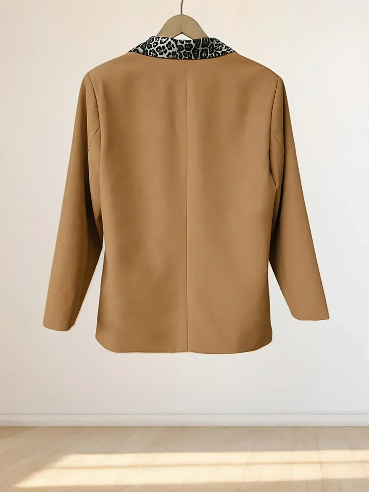 Peyton™ - Elegant leopardmønstret kragejakke