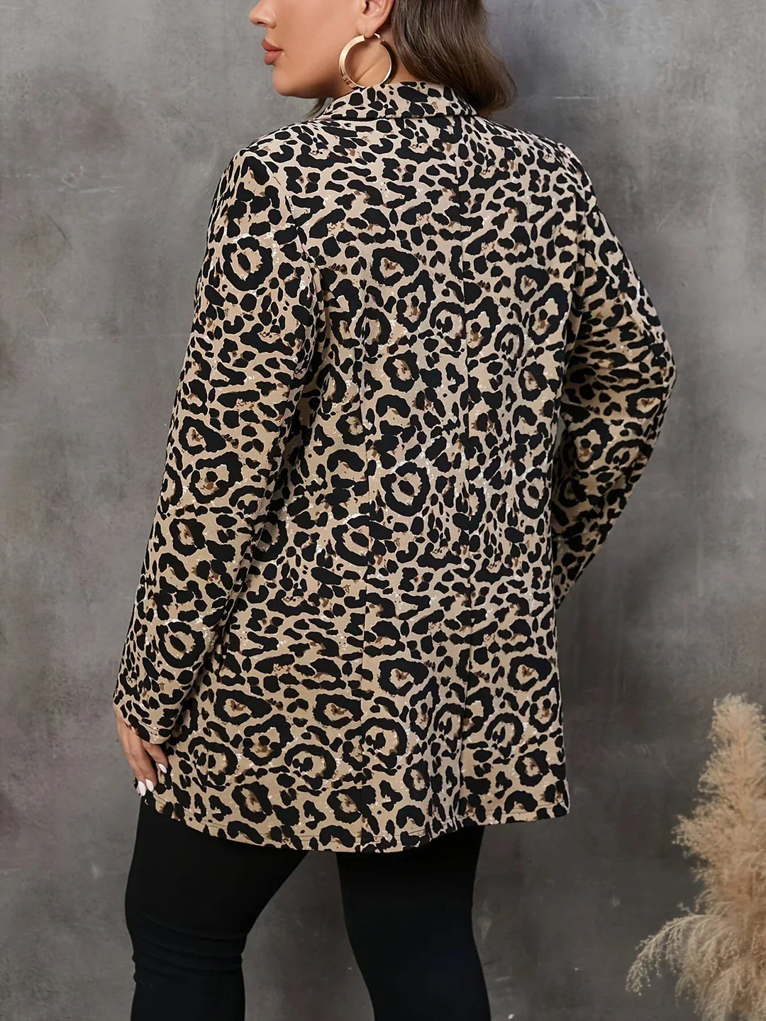 Olivia™ - Stilig Blazer i Plus Size med Leopardmønster