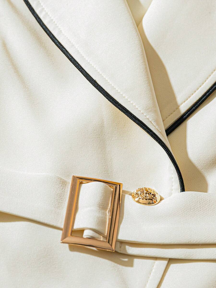 Sophia™ - Elegant Vest Med Belte